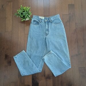 BILL BLASS VINTAGE LIGHT WASH MOM JEANS